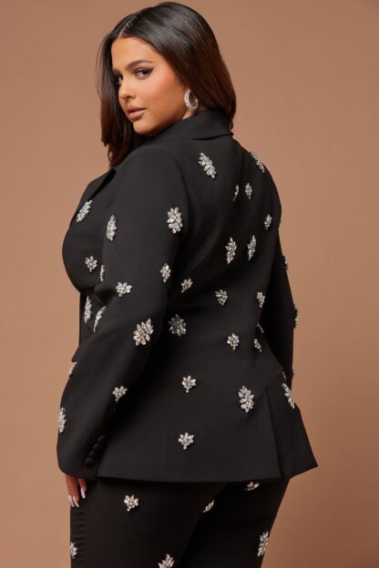Chaqueta Elegante con Detalles Brillantes y Cuello Solapa - Image 8