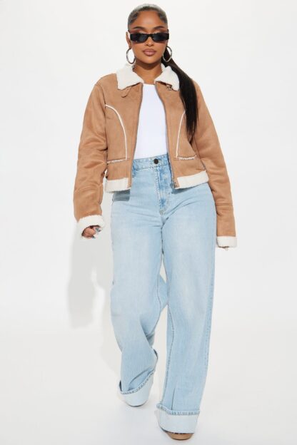 Chaqueta Shearling con Detalles de Bolsillo - Image 10