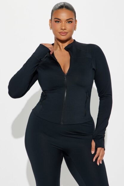 Chaqueta Deportiva Negra Elevate con Cuello Alto - Image 5